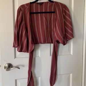 Women’s Tie Front Top